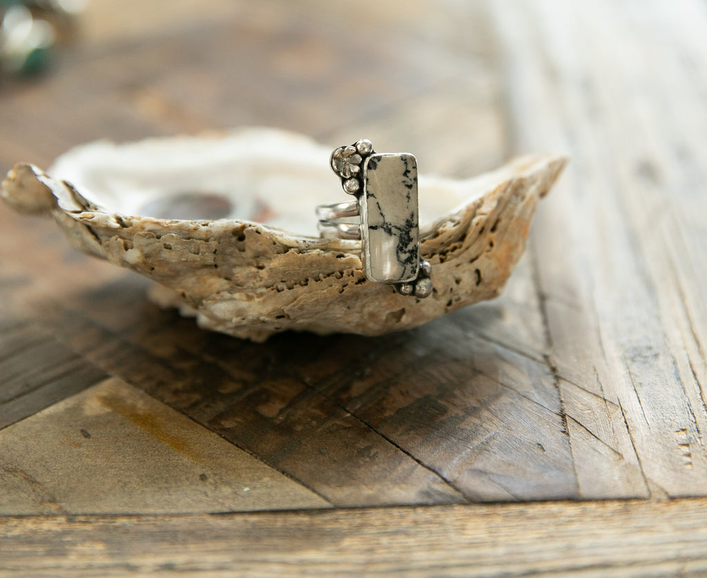 *SOLD*White buffalo turquoise ring